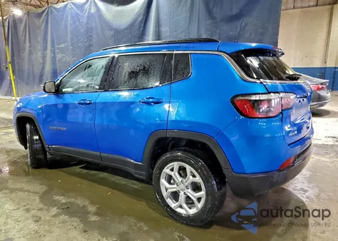 2024 Jeep Compass Latitude z USA, uszkodzony, nr VIN 3C4NJDBNXRT111285